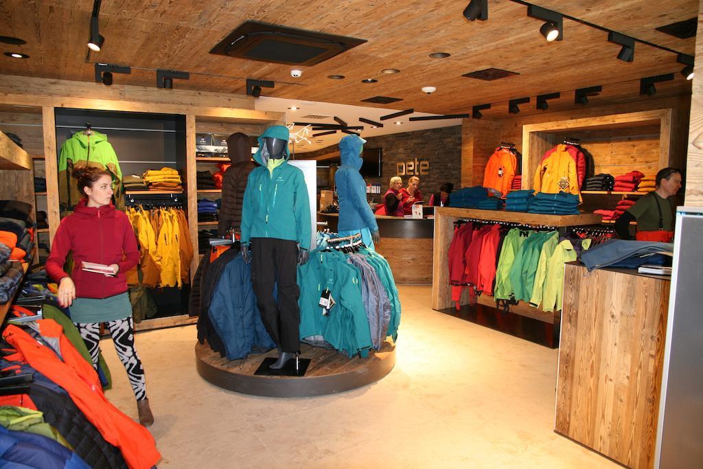 Pete Alpine Boutique Hotel - Klein Und Fein - Private Spa Suiten Und Zimmer Sankt Anton am Arlberg Kültér fotó