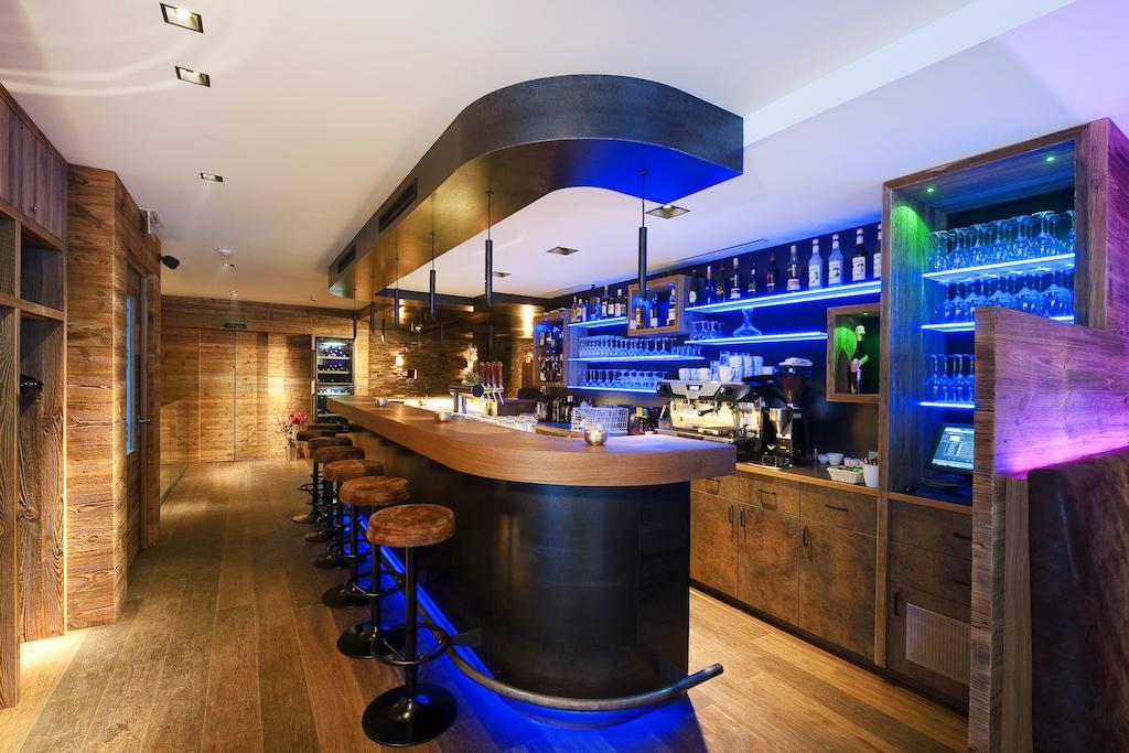 Pete Alpine Boutique Hotel - Klein Und Fein - Private Spa Suiten Und Zimmer Sankt Anton am Arlberg Kültér fotó