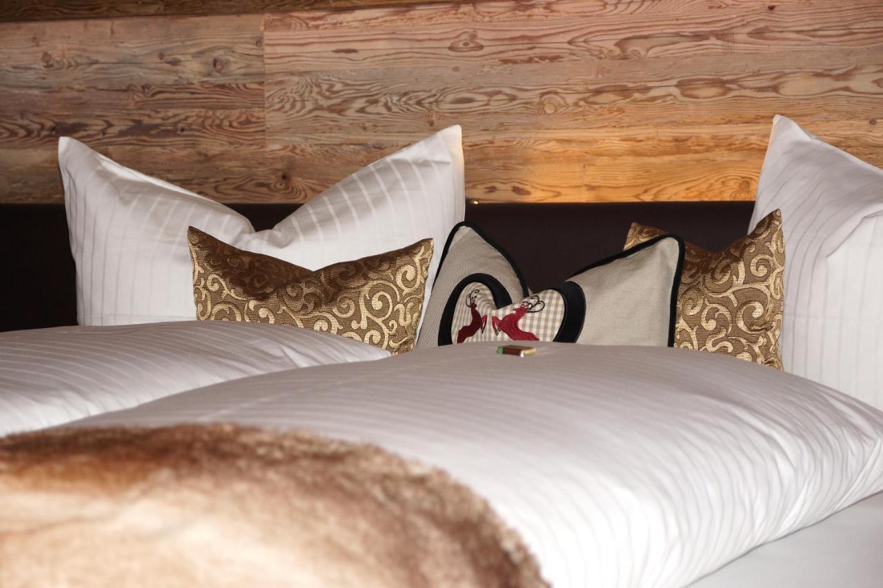 Pete Alpine Boutique Hotel - Klein Und Fein - Private Spa Suiten Und Zimmer Sankt Anton am Arlberg Szoba fotó